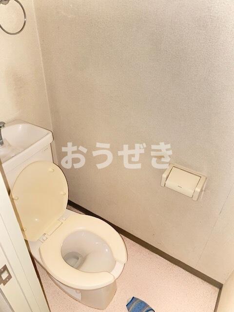 トイレ　?