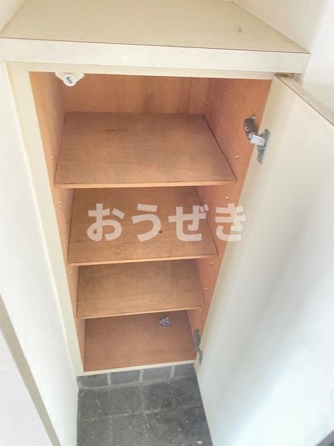 収納　?