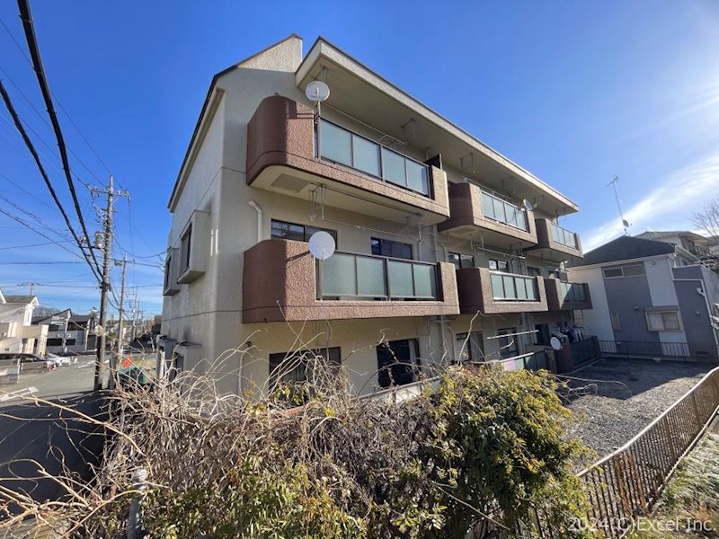 建物外観　陽当たりの良い建物です。