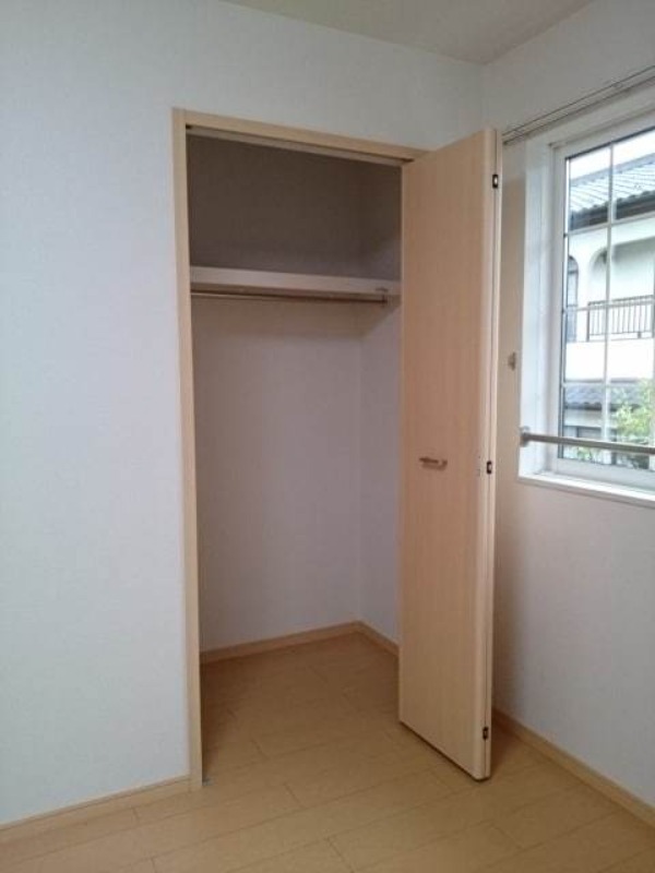 収納　図面と現状に相違がある場合には現状を優先