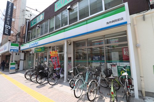 コンビニ　ファミリーマート 東向島二丁目店（コンビニ）まで609m