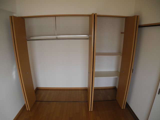 収納　※室内画像は別号室のもの