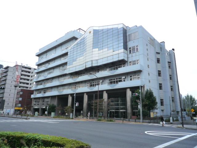 中学校　文京区立茗台中学校（中学校）まで295m