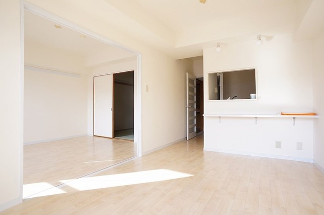 居室・リビング　同一タイプのお部屋です。
