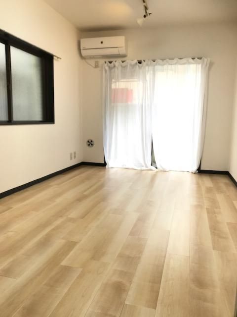 居室・リビング　別部屋の参考写真です