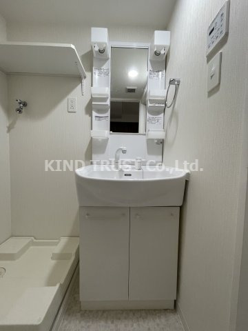 洗面設備　朝の身支度には欠かせない独立洗面化粧台