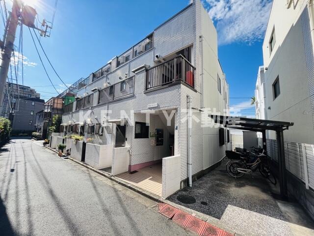 建物外観　落ち着いた雰囲気の外観です