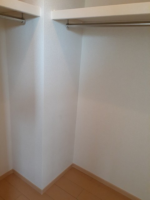 収納　ウォークインクローゼット付きで収納たっぷり☆