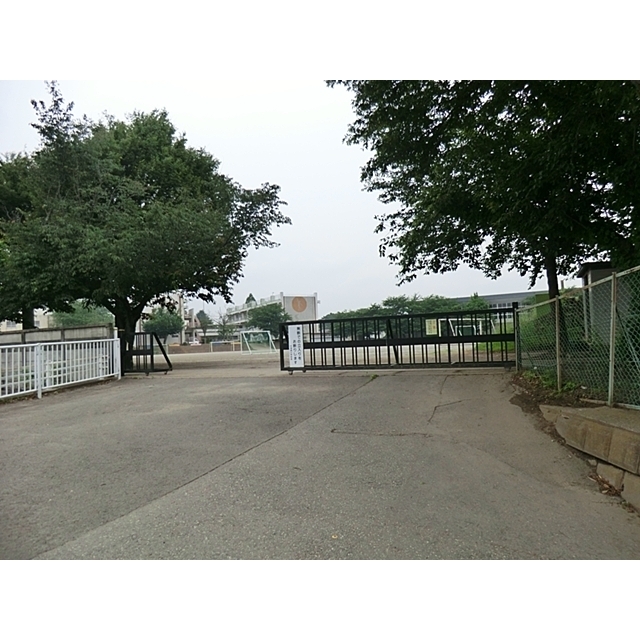 小学校　常総市立水海道小学校（小学校）まで1025m