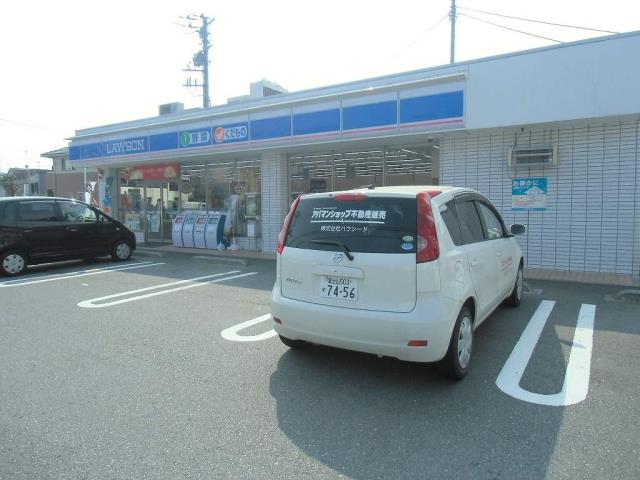 コンビニ　ローソン（コンビニ）まで1068m