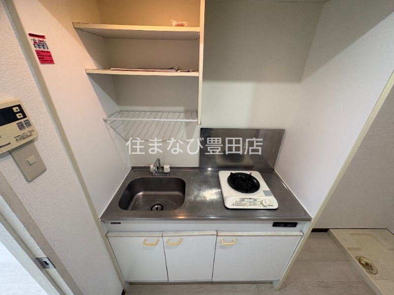 キッチン　同型写真