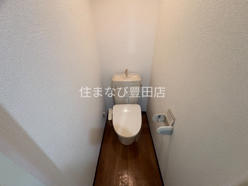 トイレ　同型写真