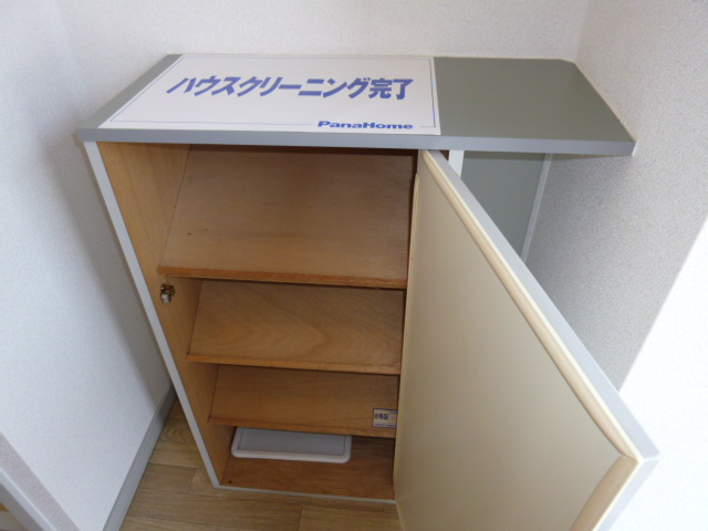 玄関　シューズボックス
