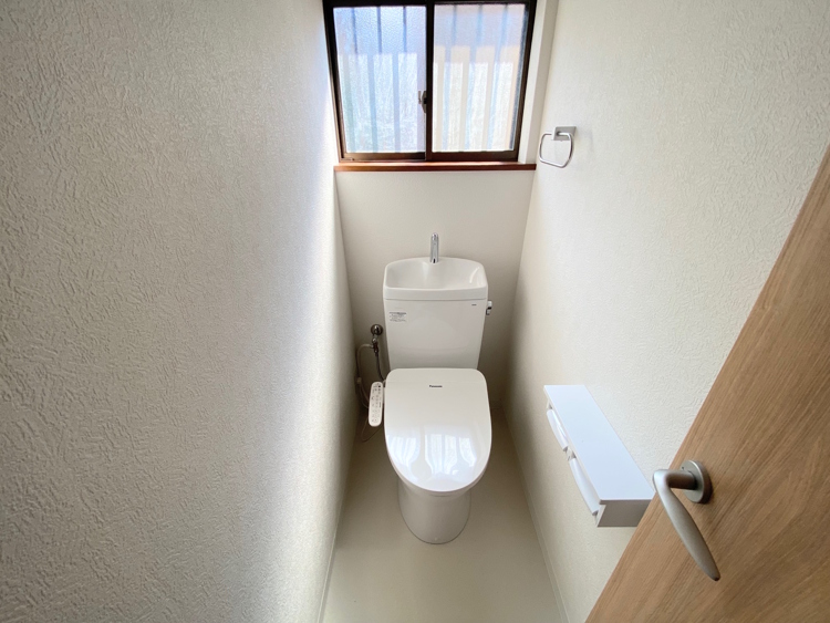 霞ケ丘1丁目 貸家のトイレ写真