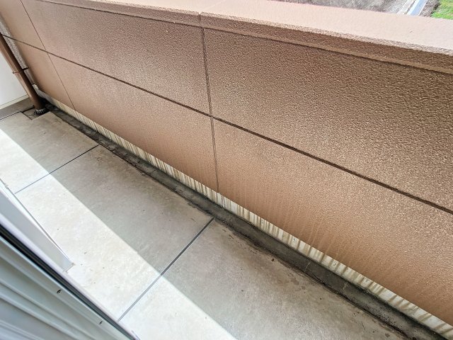 バルコニー　掲載写真は同型モデルを掲載しており実際のお部屋と仕様等が異な