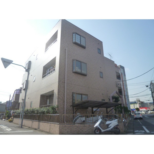 建物外観　角地に立地