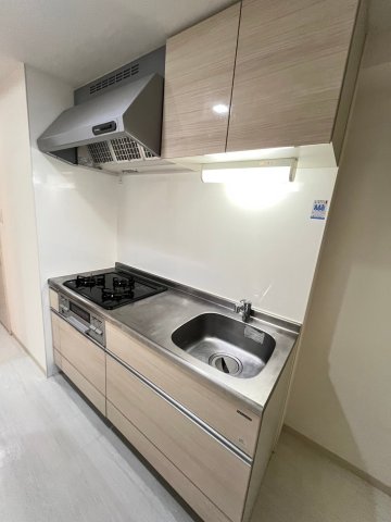キッチン　同物件、別号室の写真です。