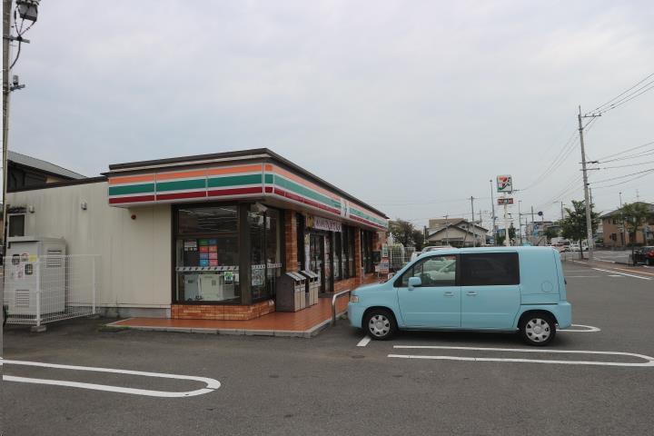 コンビニ　セブンイレブン宮崎潮見町店（コンビニ）まで445m