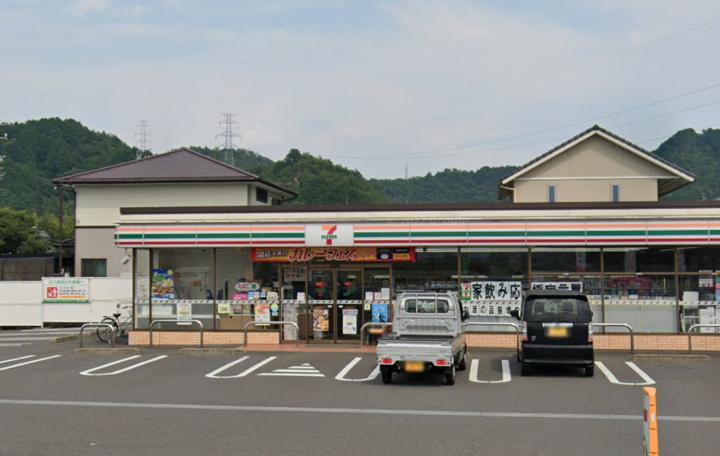 コンビニ　セブンイレブン 山県市高木店（コンビニ）まで419m