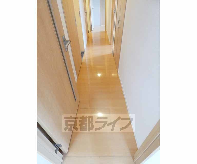 その他部屋・スペース　ＬＤＫからの廊下です