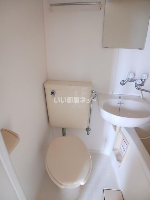 グローリィのトイレ写真