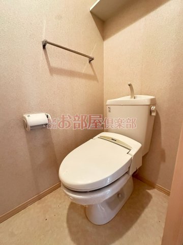 トイレ　落ち着いたトイレです