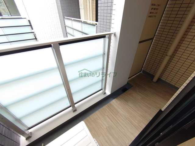 バルコニー　CLASSEUM飯田橋
