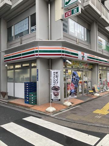コンビニ　セブンイレブン（コンビニ）まで356m