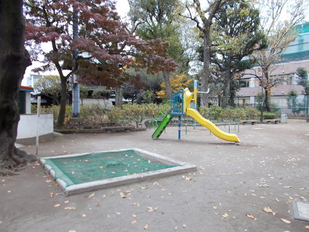 公園　白山公園（公園）まで621m