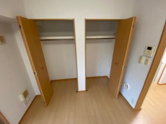 収納　※別部屋の写真です