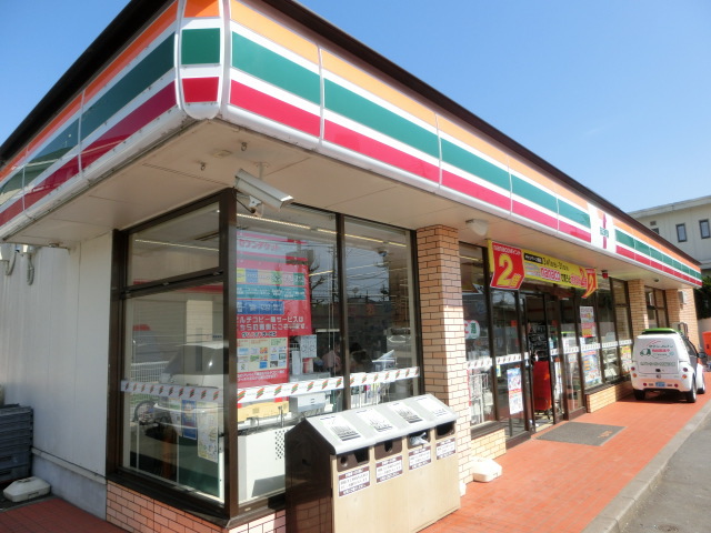 コンビニ　セブンイレブン（コンビニ）まで998m