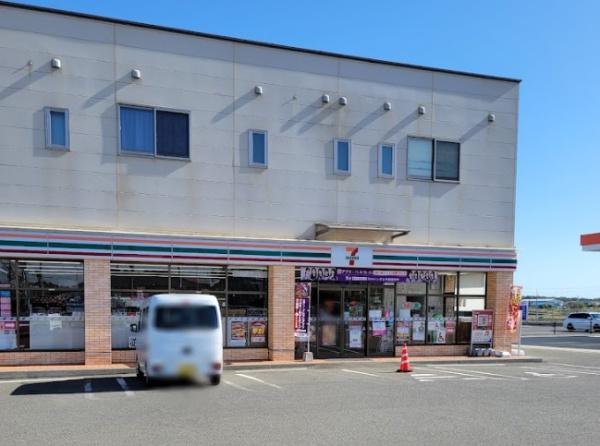 コンビニ　セブンイレブン 宮崎宝財店（コンビニ）まで1083m