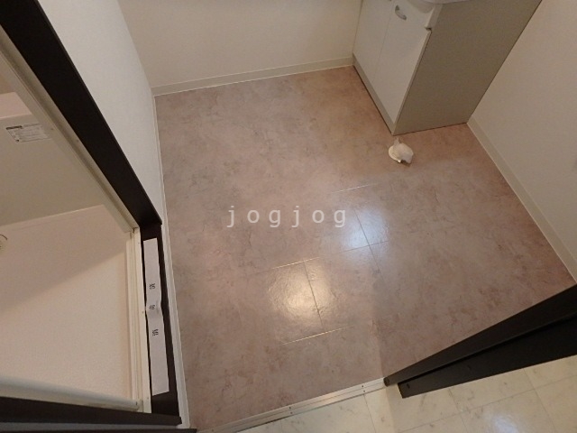 洗面設備　３０５号室の写真となります。
