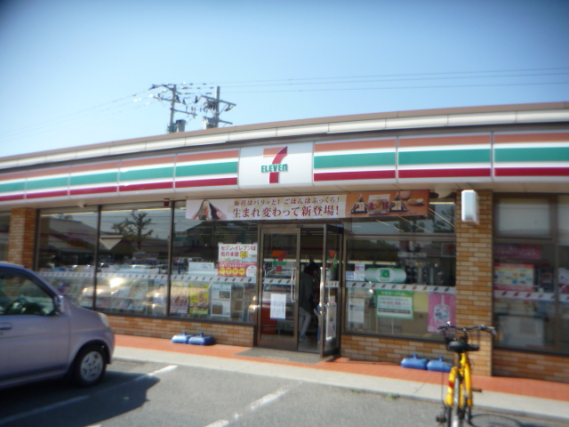 コンビニ　セブンイレブン 山形鈴川３丁目店（コンビニ）まで750m