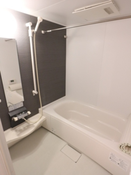 バス・シャワールーム　同建物別部屋写真