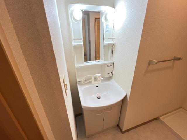 ミラーアイランドGIの内装写真