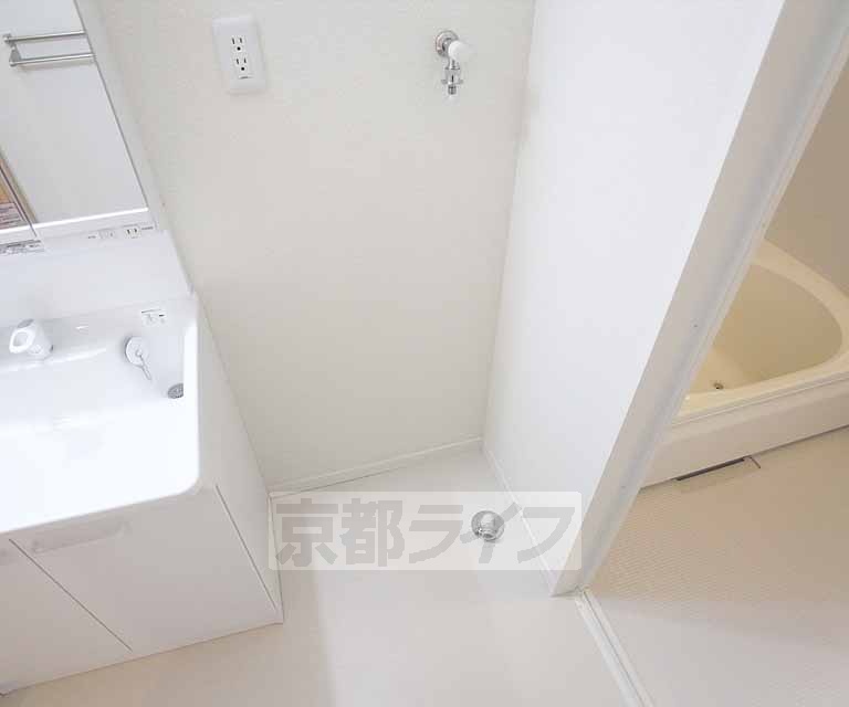 その他設備　脱衣所スペースに洗濯機設置可能！