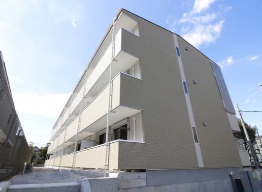東急田園都市線 梶が谷駅 徒歩10分 築8年