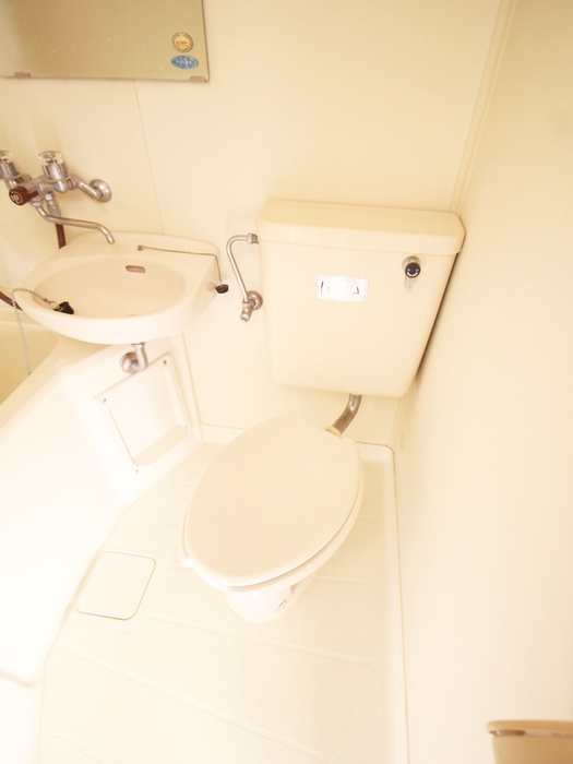 M・IビルVのトイレ写真