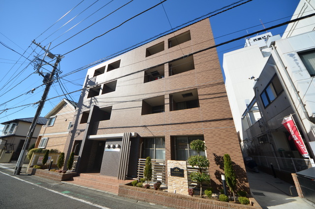 建物外観　～青い空、気持ちいいっ～