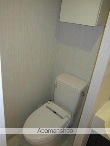 ブルーライン 桜木町駅 徒歩1分 11階建 築15年のトイレ写真