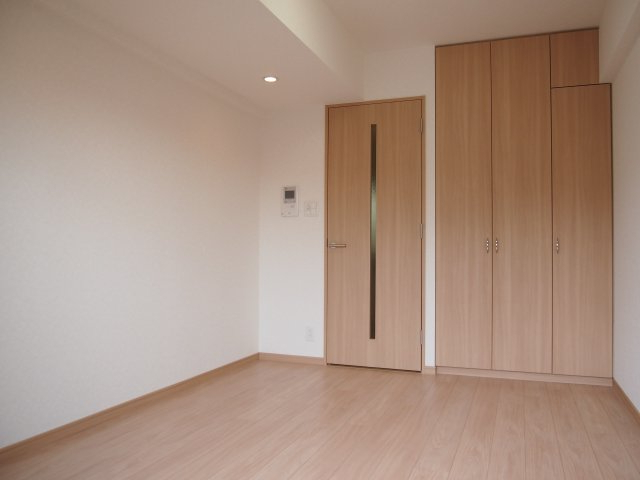 ルーブル多摩川九番館の居間写真
