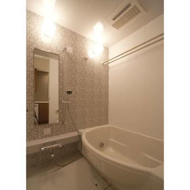 バス・シャワールーム　※写真は同タイプ住戸です。