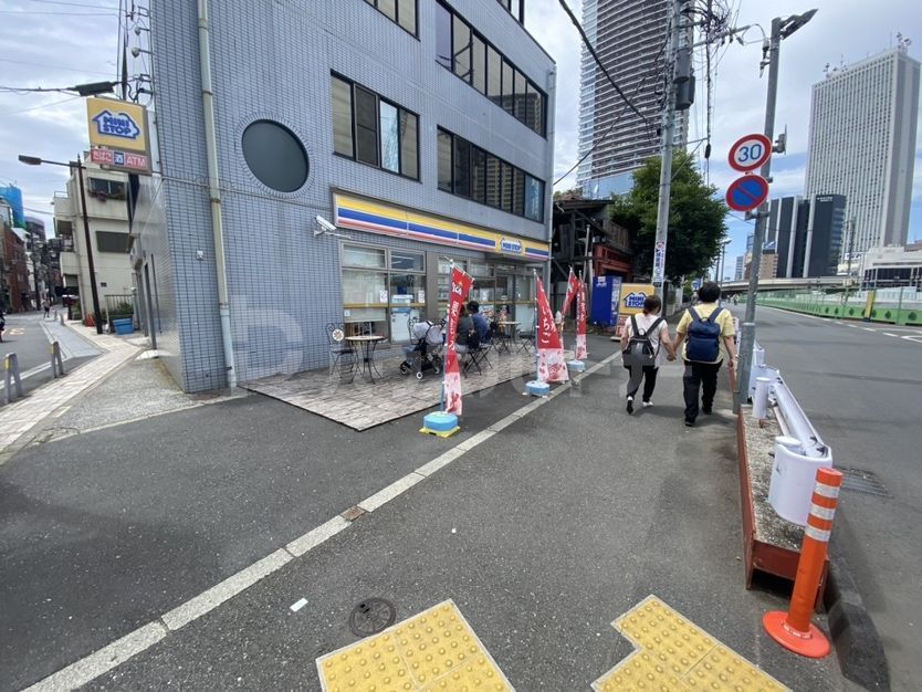 コンビニ　ミニストップ南池袋2丁目店（コンビニ）まで130m