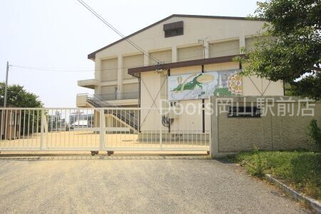 小学校　岡山市立宇野小学校（小学校）まで429m