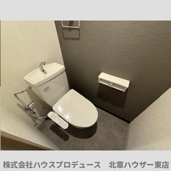 トイレ　101号室参考写真です
