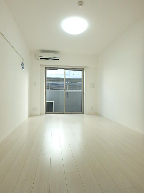 ガーラ・ヴィスタ武蔵小山の居間写真