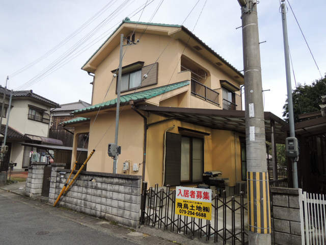 神岡町大住寺貸家の建物外観