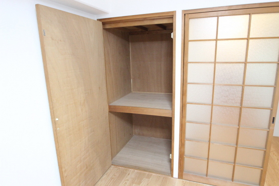 収納　※別部屋の写真です