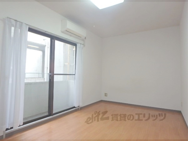 居室・リビング　洋室